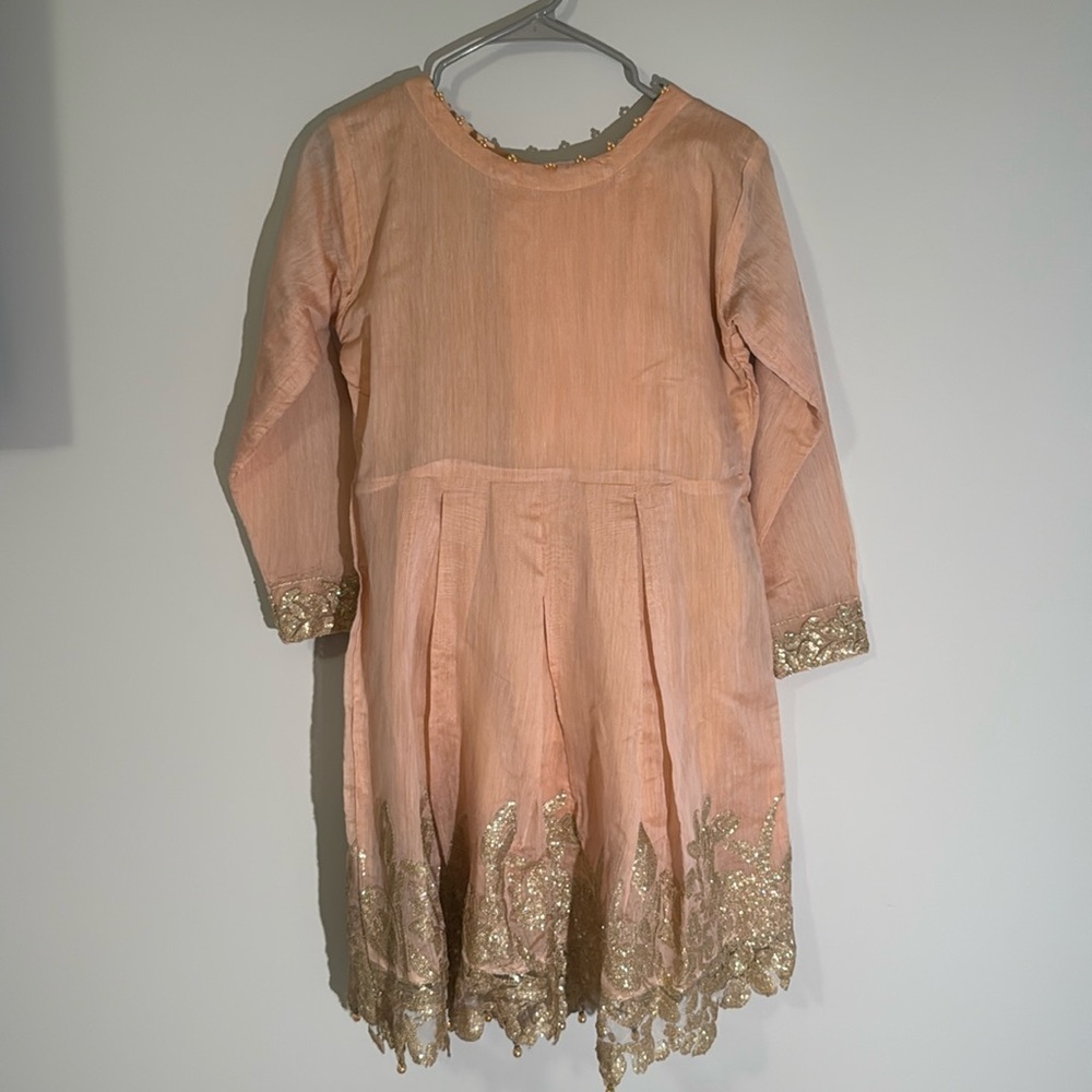 Full set comes with belt